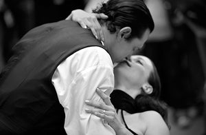 Tango Kiss Buenos Aires
