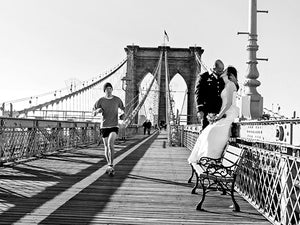 Brooklyn Bridge Kiss